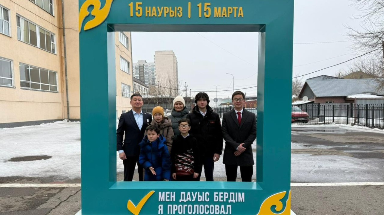 Астанада «Мерейлі отбасы–2025» байқауының жеңімпаздары дауыс берді