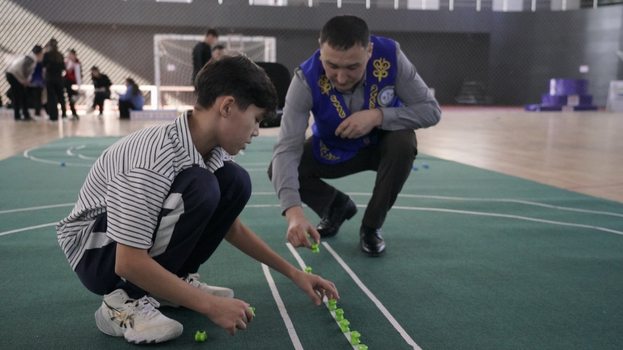 Астанада бір мезетте 15 мыңнан астам бала асық ойнайды