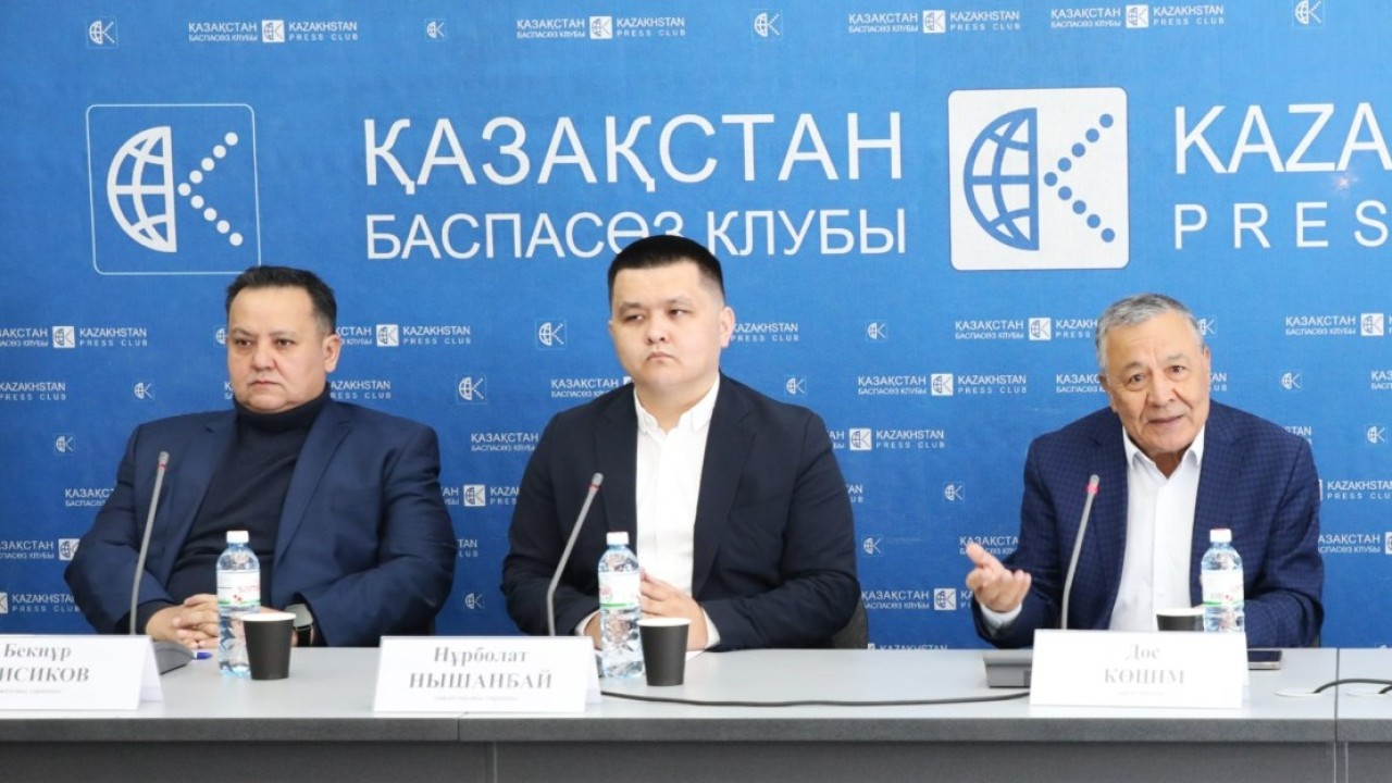 Тәуелсіз бақылаушылар: Тыйым салынса да бюллетеньді суретке түсіріп, интернетке жариялағандар болды