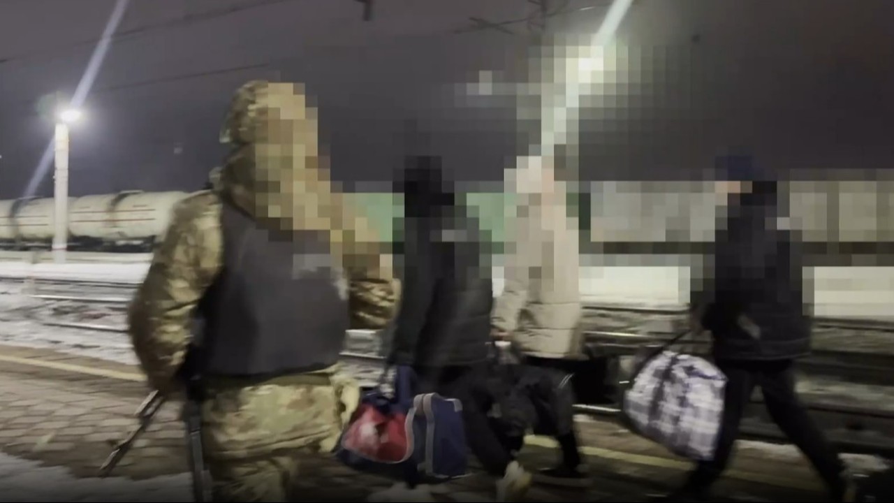 80 млн теңге иемденген: Қылмыстық топтың соңғы мүшесі Ресейден экстрадицияланды