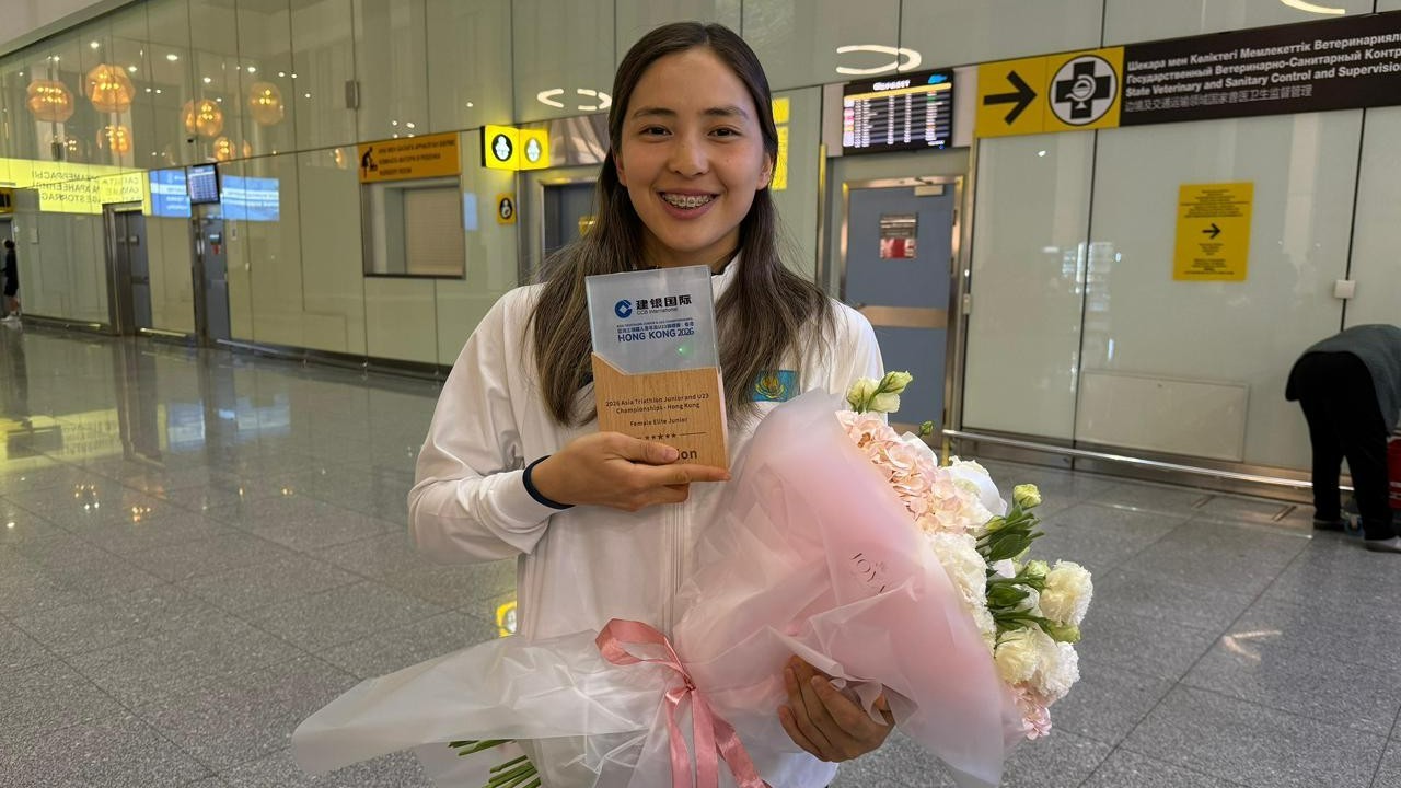 Жасөспірімдер арасында триатлоннан тұңғыш чемпион атанған Диана Ержанова: Жазғы Азия ойындарына баруды көздеймін