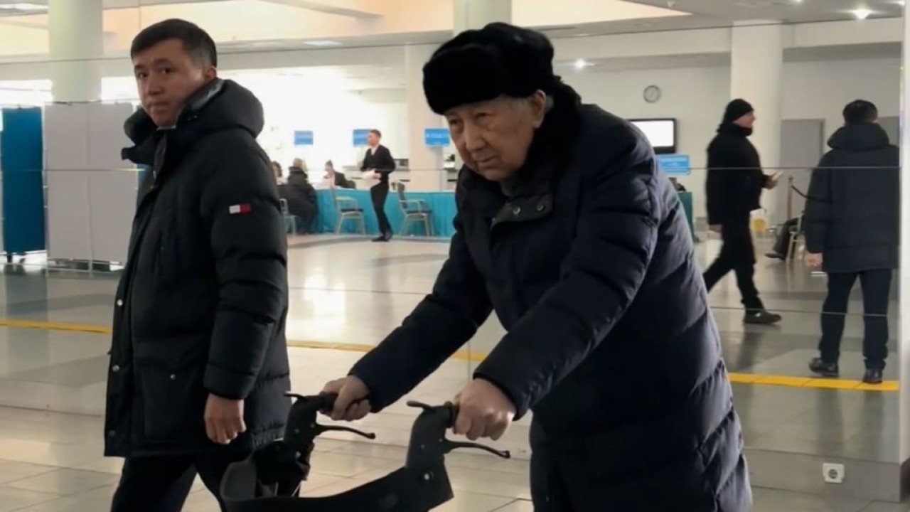 Мырзатай Жолдасбеков референдумға қатысып, өз таңдауын жасады