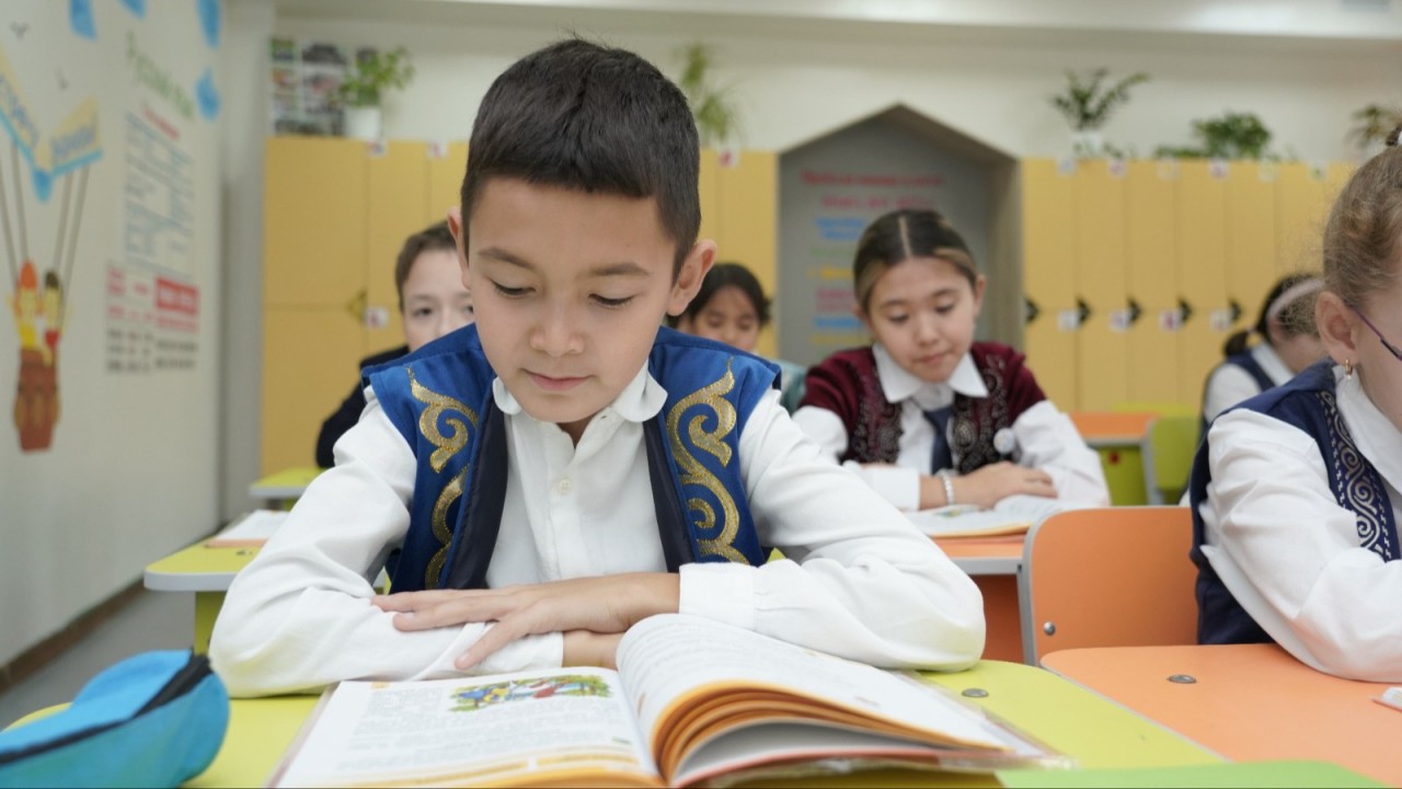 Қазақстанда оқушыларға арналған жаңа оқулықтар шығарылады