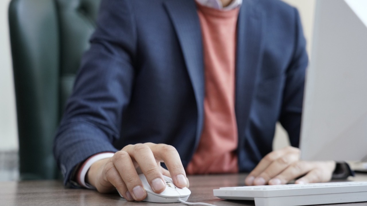 Мемлекеттік қызметшілердің кәсіби қызметіне заңсыз араласуға жол берілмейді