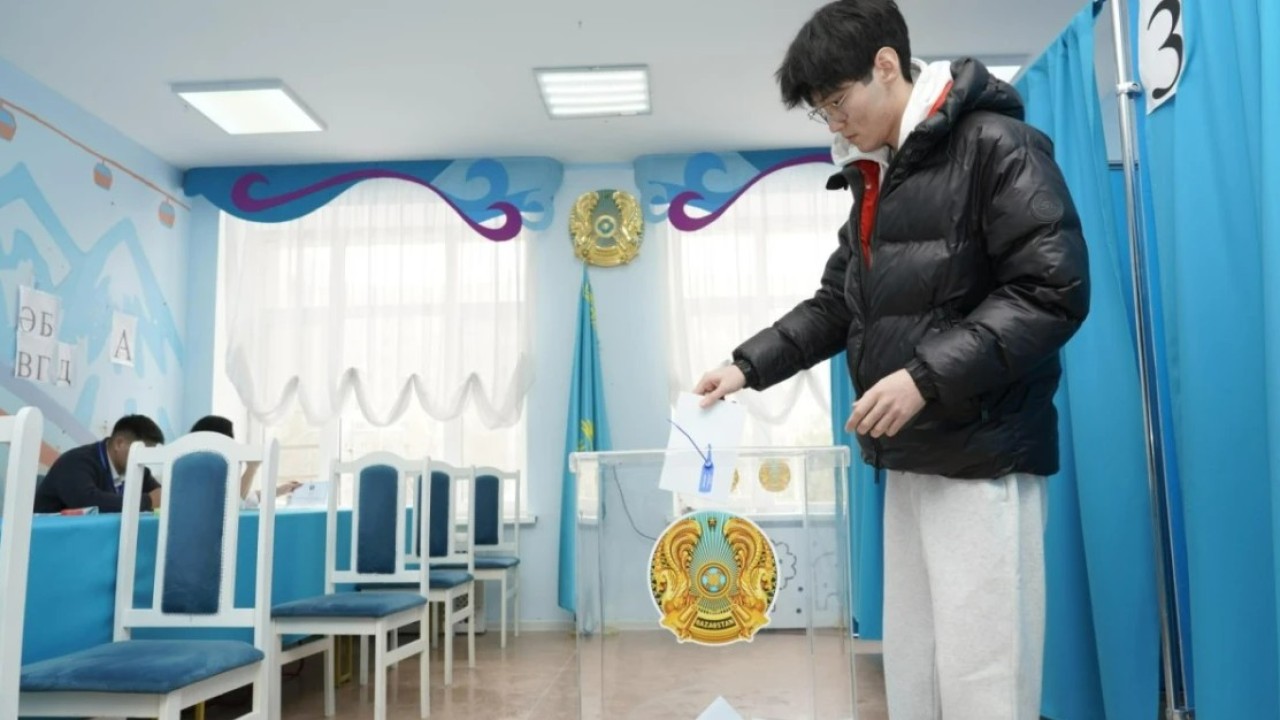 Ерлан Қошанов: Халқымыз тарихи таңдауын жасады