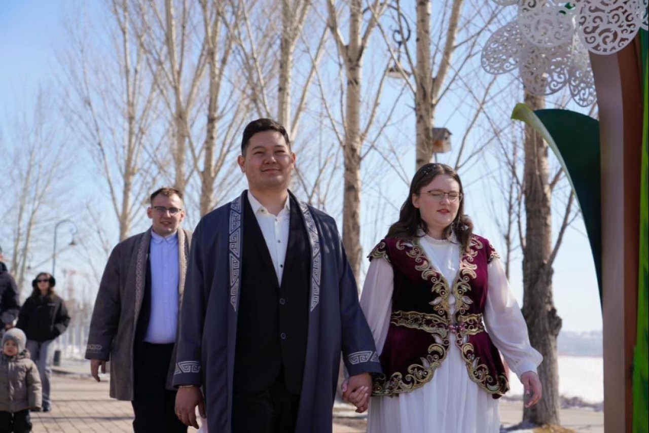 Астанада Наурыз мейрамында 5 жұптың некесі қиылды