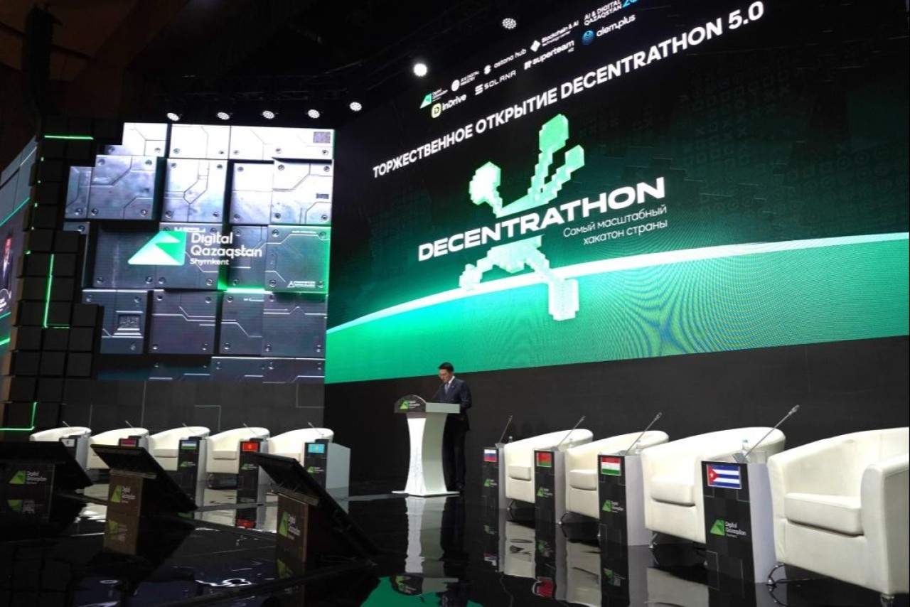 Digital Qazaqstan: 3 мың IT-маман қатысатын Decentrathon 5.0 хакатоны басталды