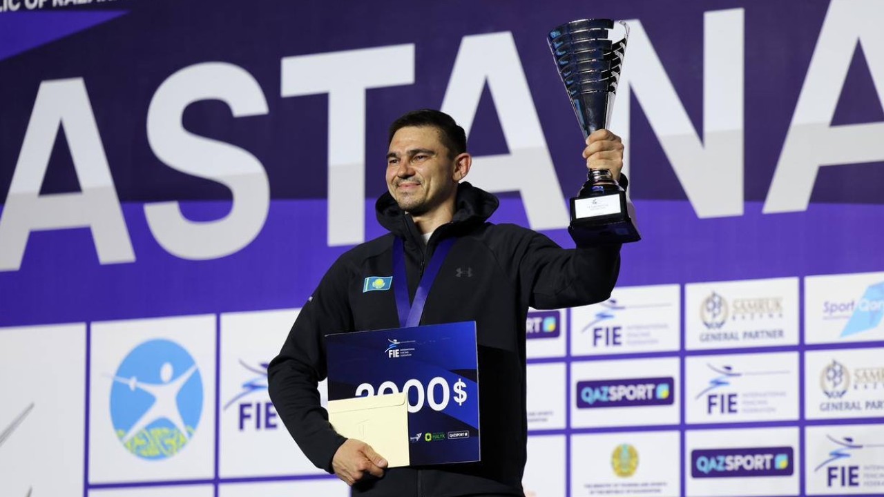 Руслан Құрбанов семсерлесуден Әлем кубогында күміс жүлде иегері атанды