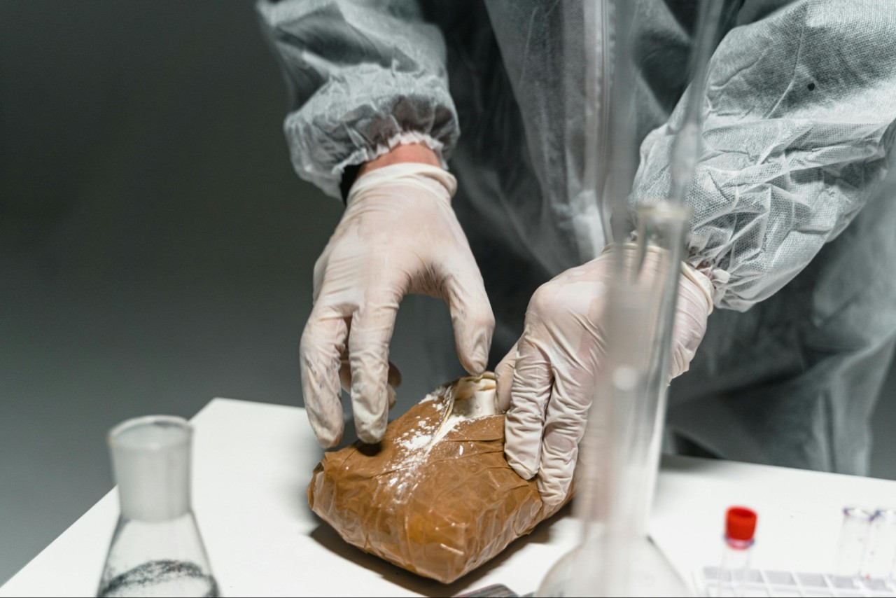 11 халықаралық арна, 5 зертхана әшкереленді: ҰҚК есірткінің заңсыз айналымымен күресті күшейтті