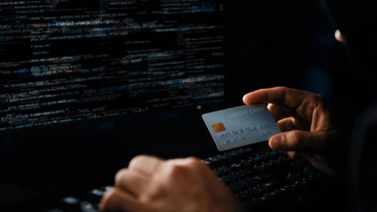 Цифрлық теңге төңірегінде алаяқтық көбейді – Ұлттық Банк ескерту жасады