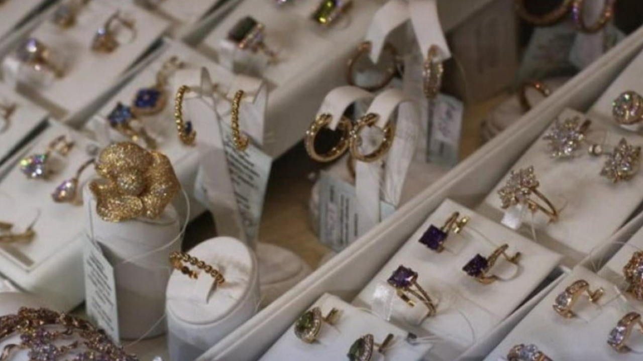 Ақмола облысы тұрғыны алтын аламын деп жалған интернет-дүкенге 1,9 млн теңге аударған