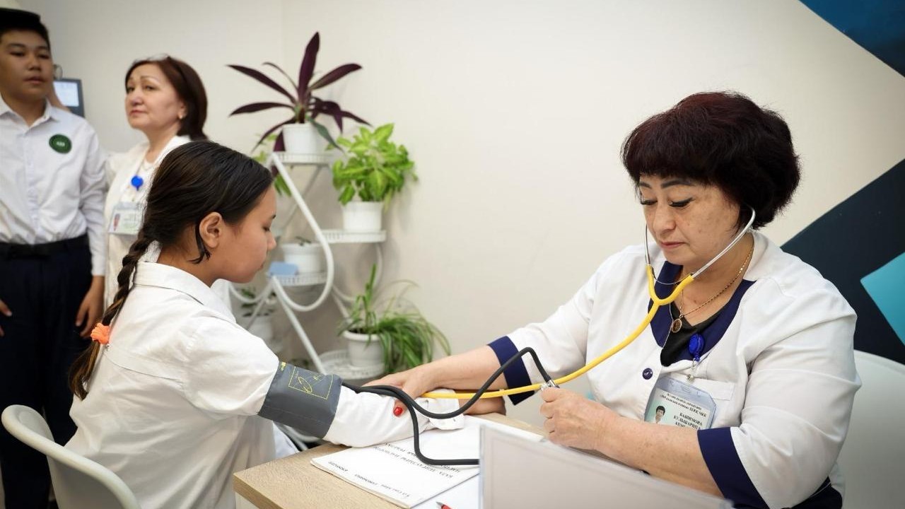 Ел мектептерінде «Мен таңдаған жол» атты жалпы республикалық ашық сабақ өтті