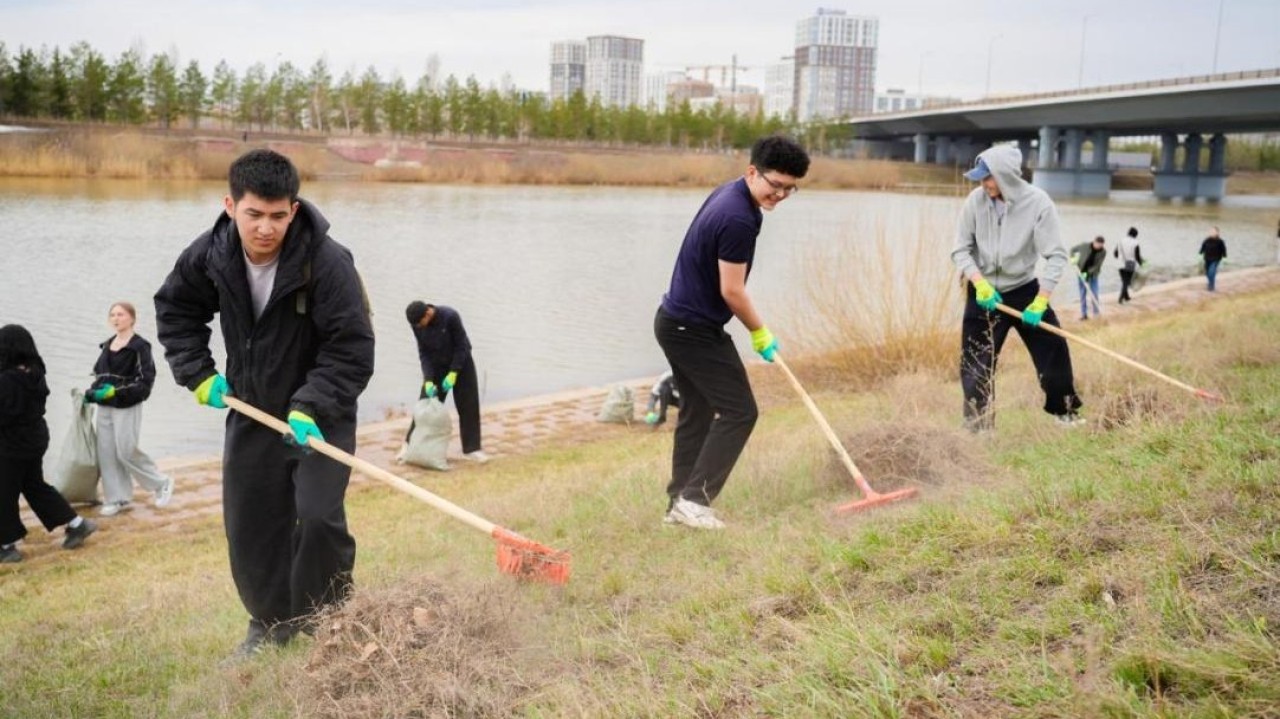 «Таза Қазақстан»: елорда жастары арасында тазалық тренді қарқын алып келеді