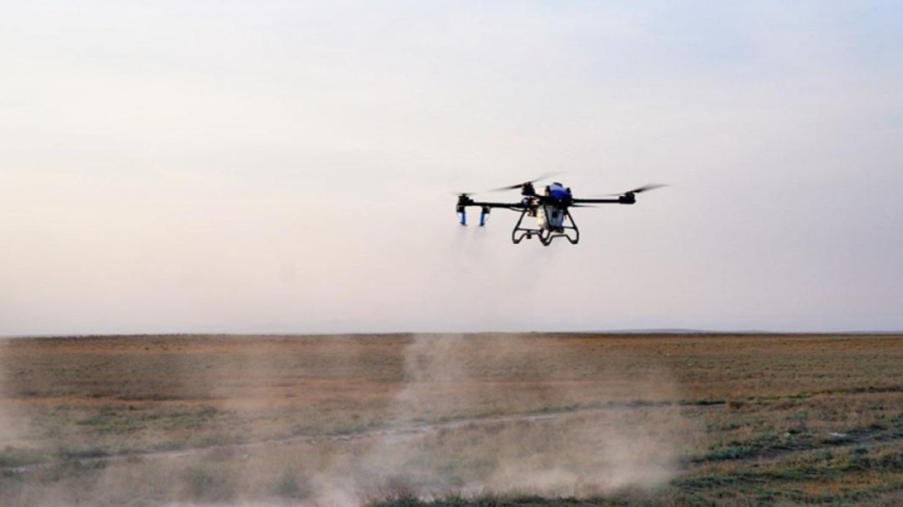 Шегірткеге қарсы күреске 100-ден астам агродрон жұмылдырылады