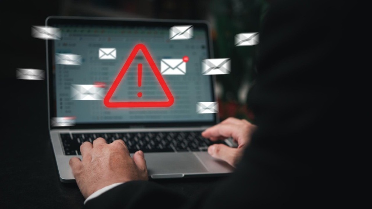 «Сақ болыңыз, алаяқтар!»: полиция азаматтарға үндеу жасады