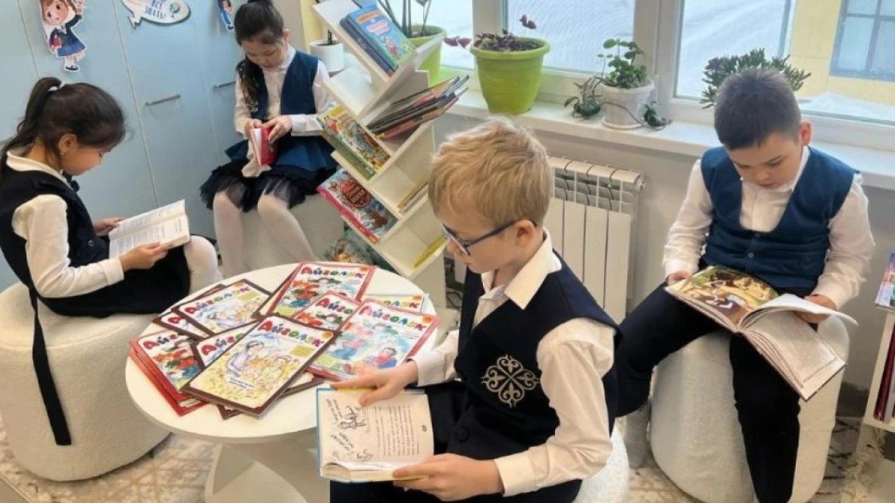 Мемлекет басшысы: Кітап оқу үрдісі ұлттың озық қасиетіне айналғаны жөн