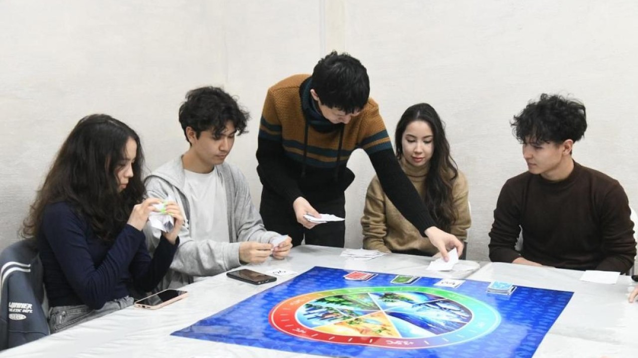 «Таза Қазақстан»: Астанада жастар арасында экологиялық куиз өтті