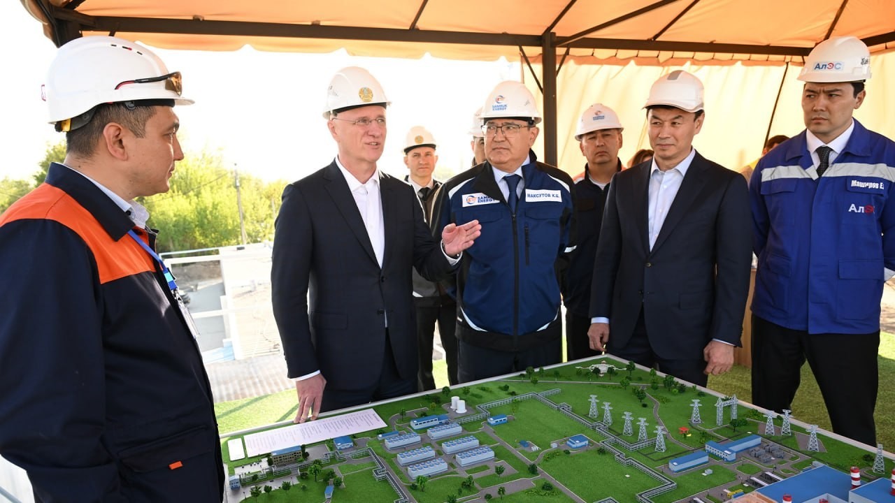 Роман Скляр Алматыдағы ЖЭО-2 мен ЖЭО-3 жаңғырту барысын тексерді