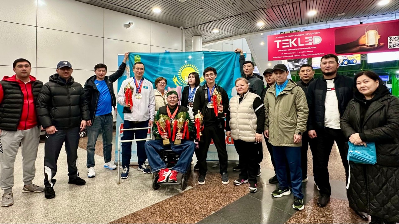 Астаналықтар Азия чемпионатының жеңімпаздарын салтанатты түрде қарсы алды