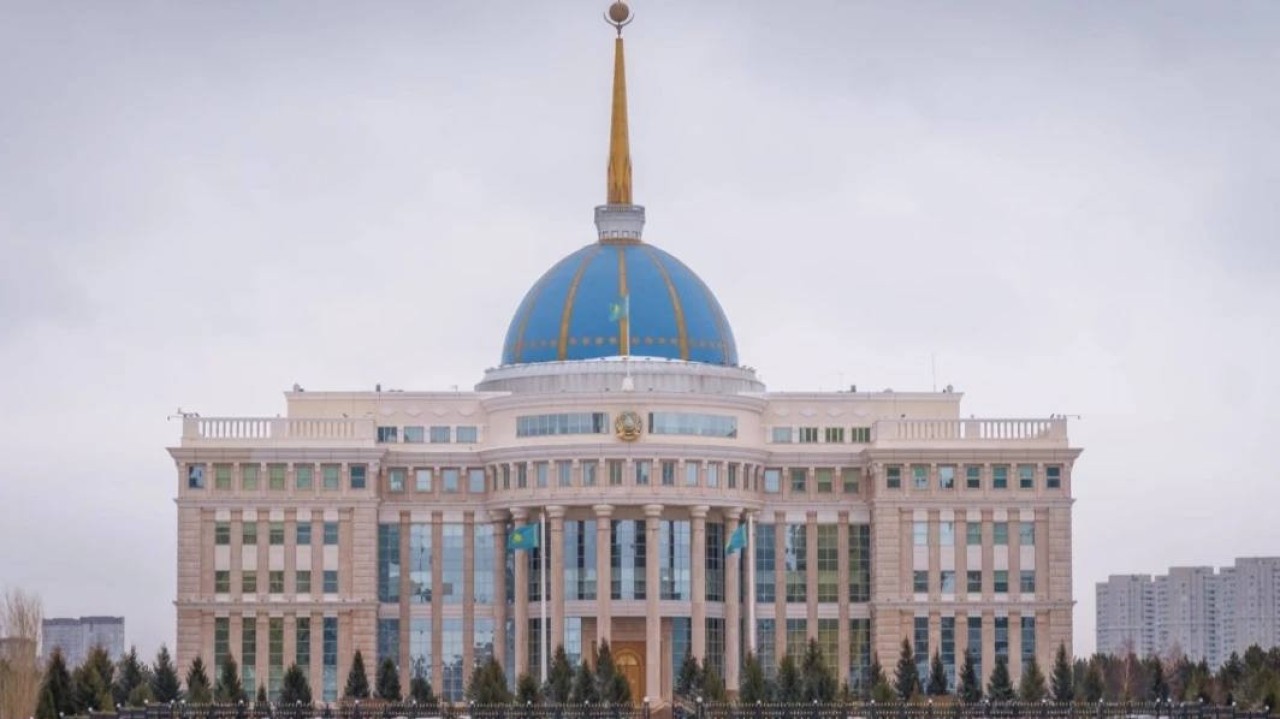 Президент «Ялла» ансамблінің көркемдік жетекшісі Фаррух Закировке құттықтау жеделхатын жолдады