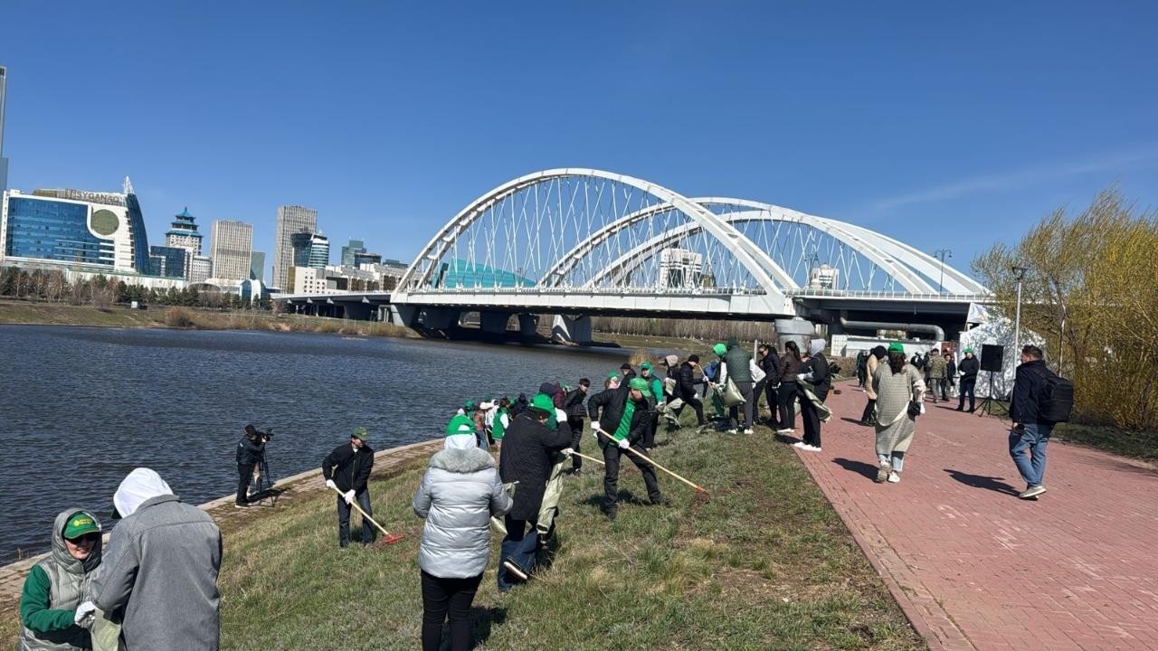 «Таза Қазақстан»: Астанада ауқымды экологиялық айлық жалғасып жатыр