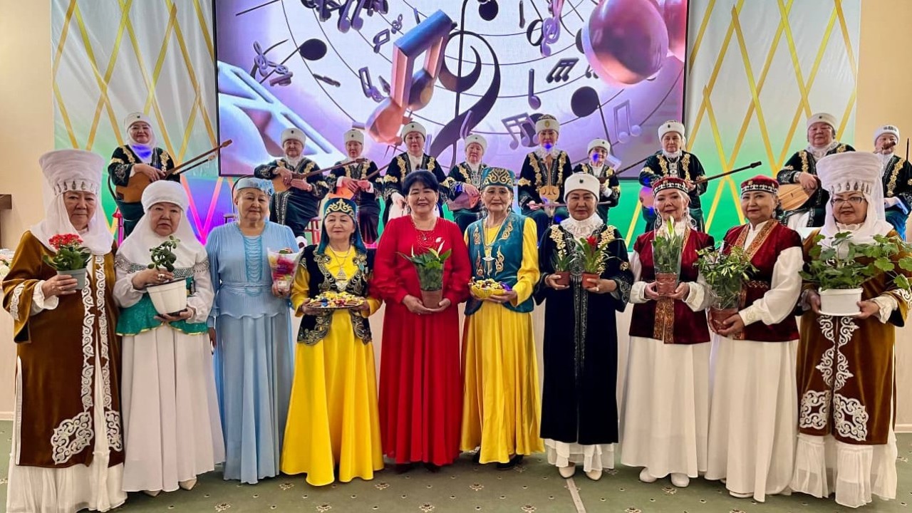 Елордада зейнеткерлер қарттар үйінде концерт ұйымдастырды