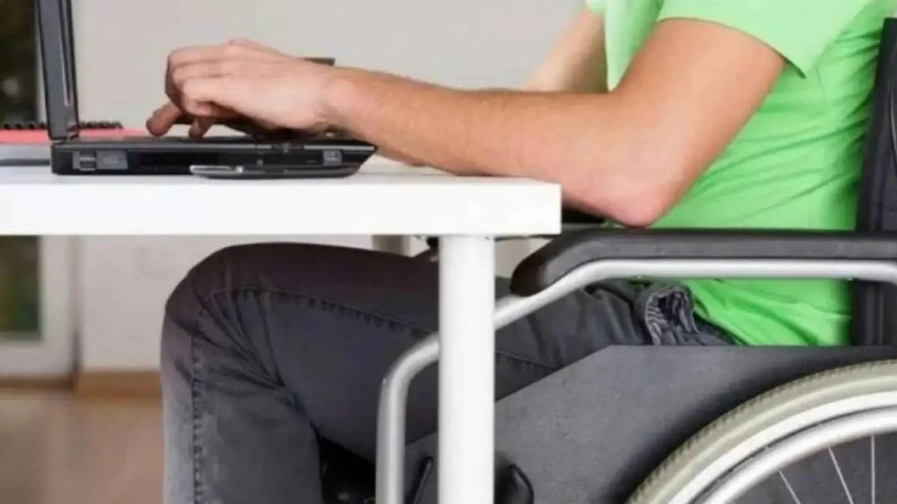 Үкімет мүгедек адамдардың құқықтарын қорғау бойынша түзетулер әзірлейді