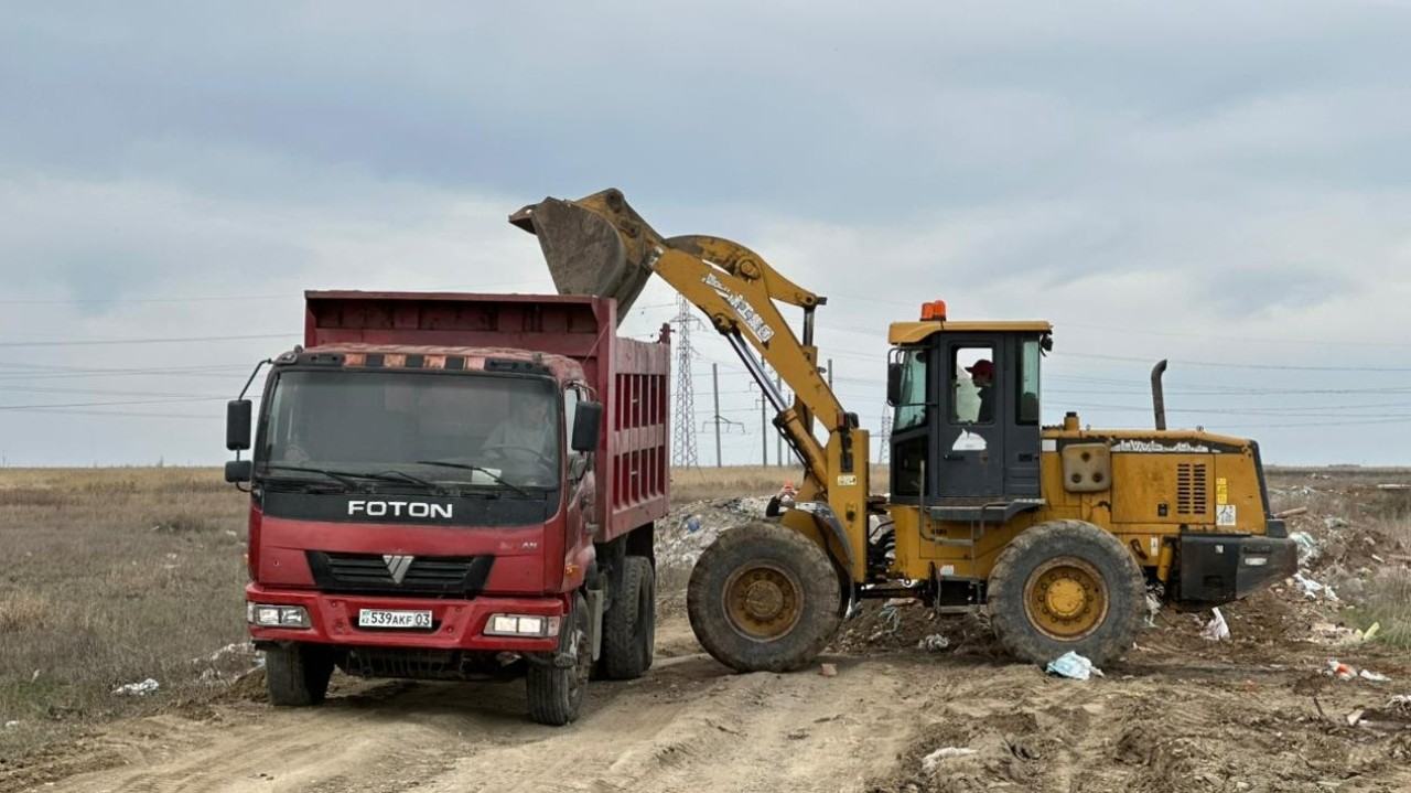 Елордада экологиялық рейд: 54 заңсыз қоқыс орны анықталды