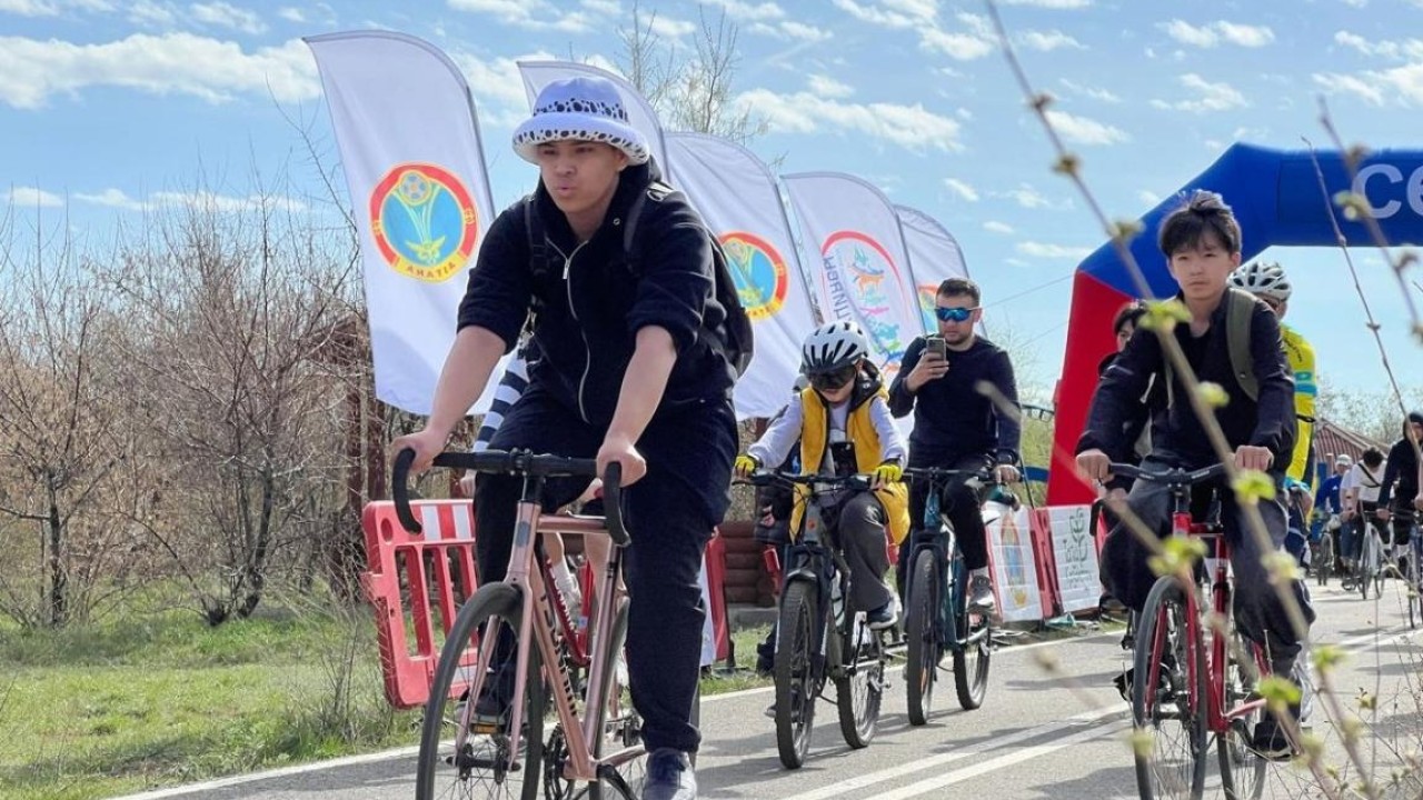 Астанада экологиялық акция аясында жазғы веломаусым ашылды