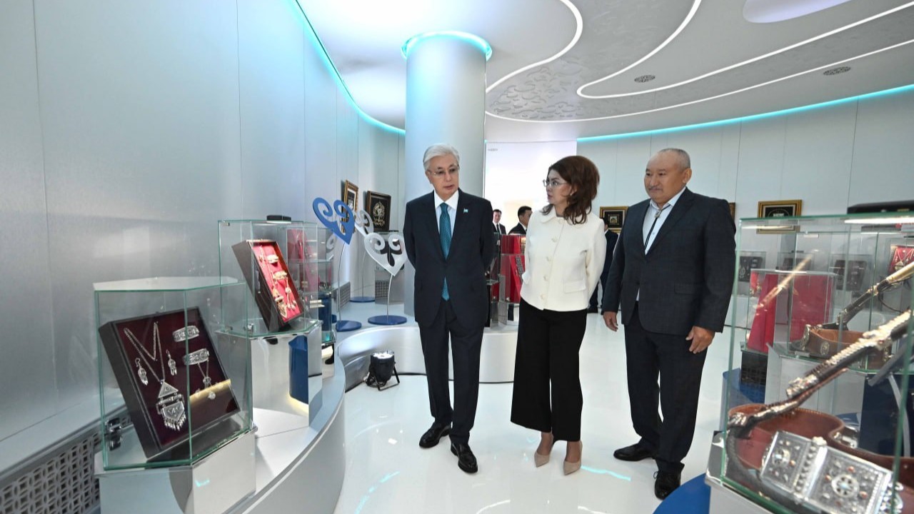 Президент креативті индустрияны дамыту орталығымен танысты