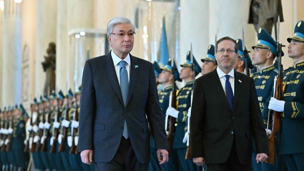 Ақордада Израиль Президенті Ицхак Герцогты салтанатты қарсы алу рәсімі өтті