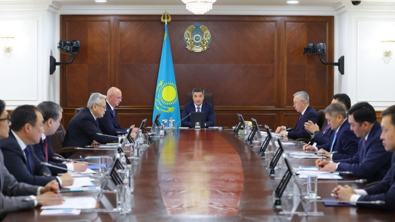 Премьер-министр жасанды интеллект үшін есептеу инфрақұрылымының қуатын ұлғайтуды тапсырды