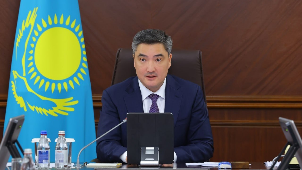 ЖИ технологияларын пайдалануға қатаң бақылау орнатылады