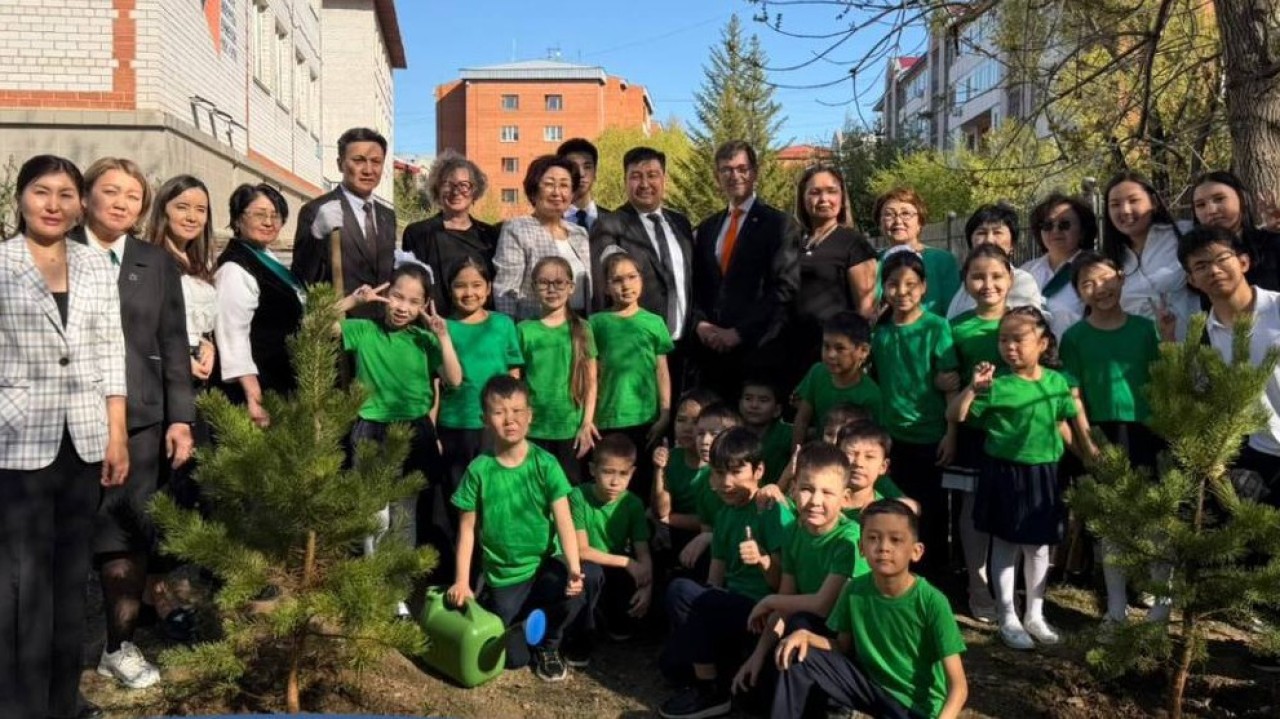 Нидерланд сарапшылары қазақстандық оқушылар мен студенттерге суға ұқыпты қараудың маңызын түсіндірді