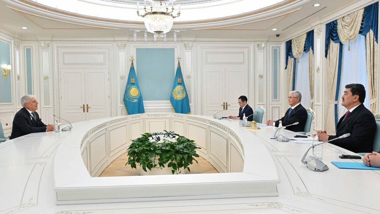 Тоқаев Халықаралық кинология федерациясының президентін қабылдады