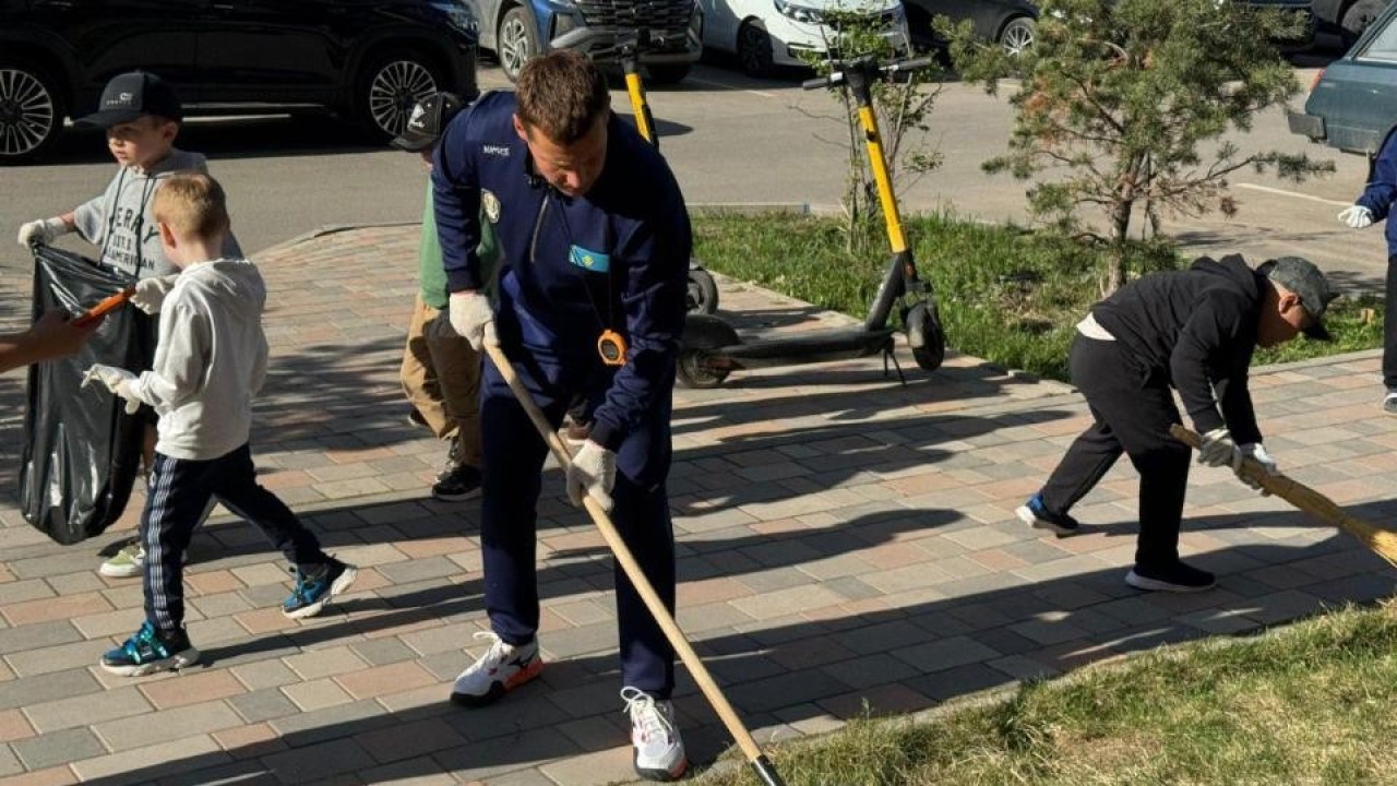 Астанада болашақ әлем чемпиондары тазалық акциясын өткізді