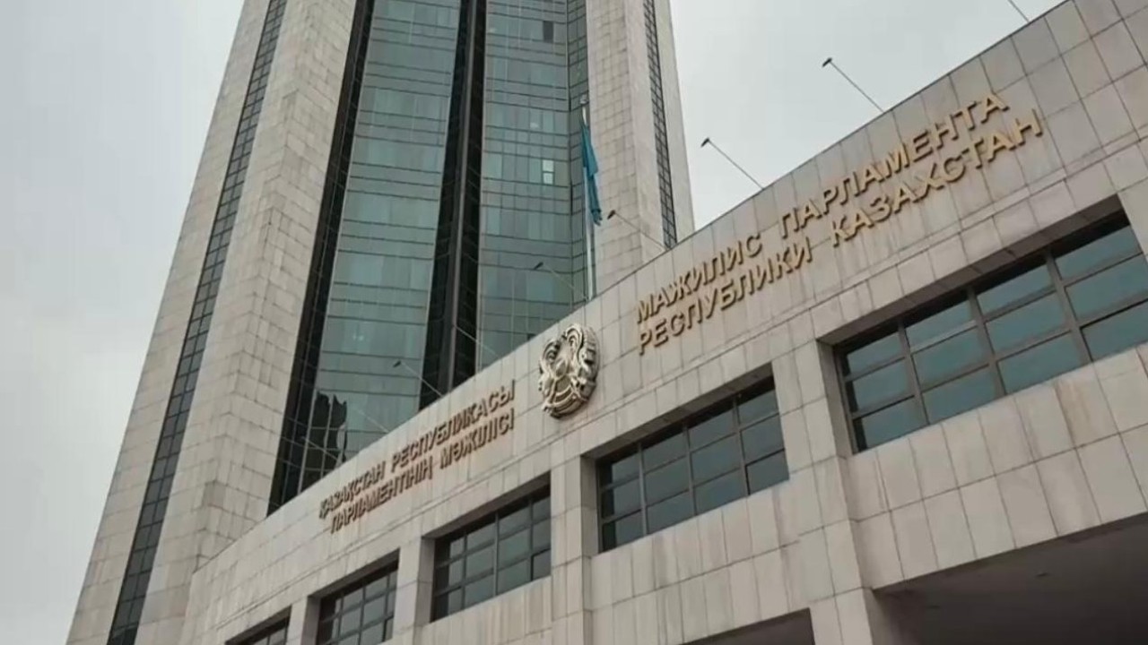 Парламентте Халық кеңесі туралы заң жобасы қаралады