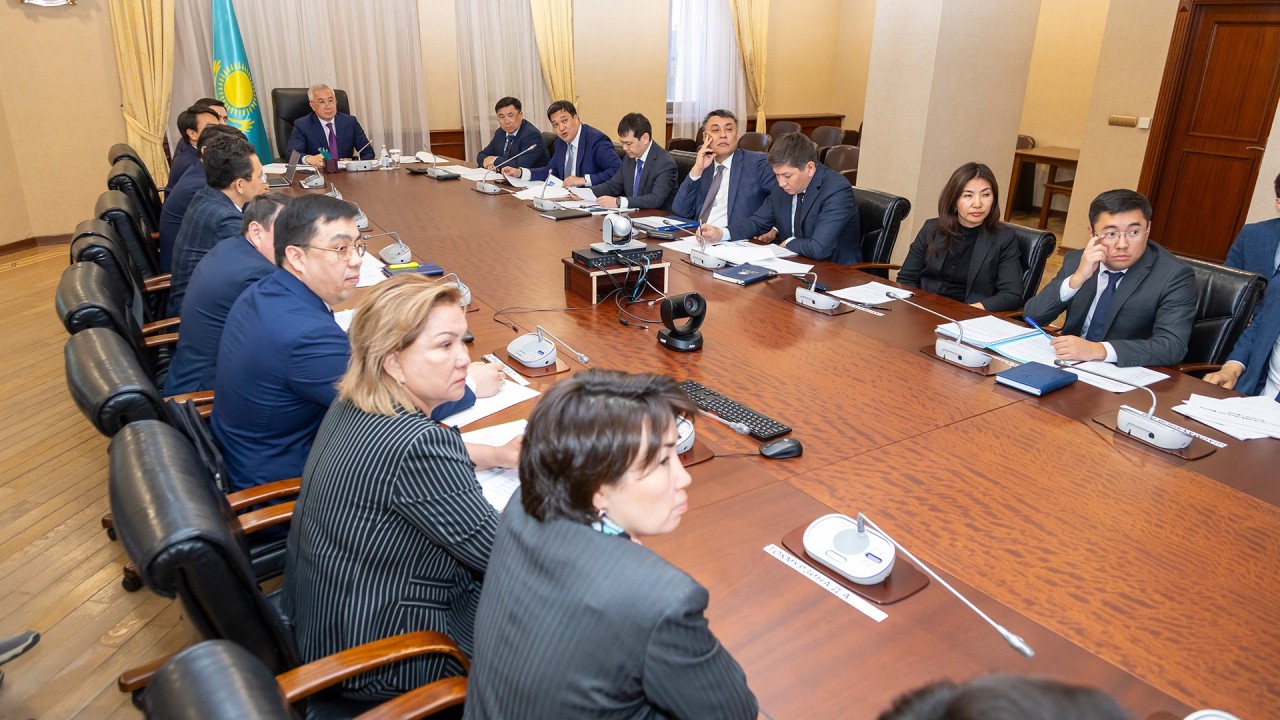 Салық кодексін енгізу жөніндегі жобалық кеңседе әлеуметтік төлемдері мәселесі талқыланды