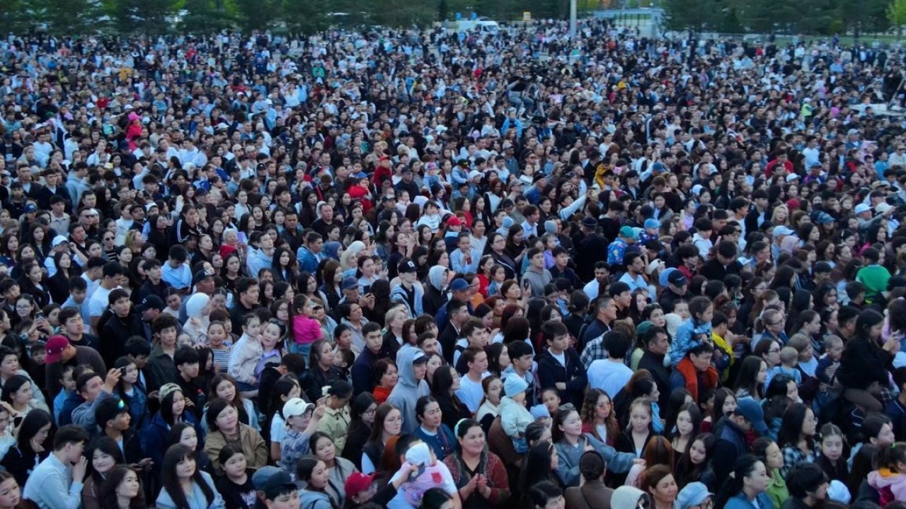 Астанада Отан қорғаушылар күні ауқымды Open Air концертімен аяқталды