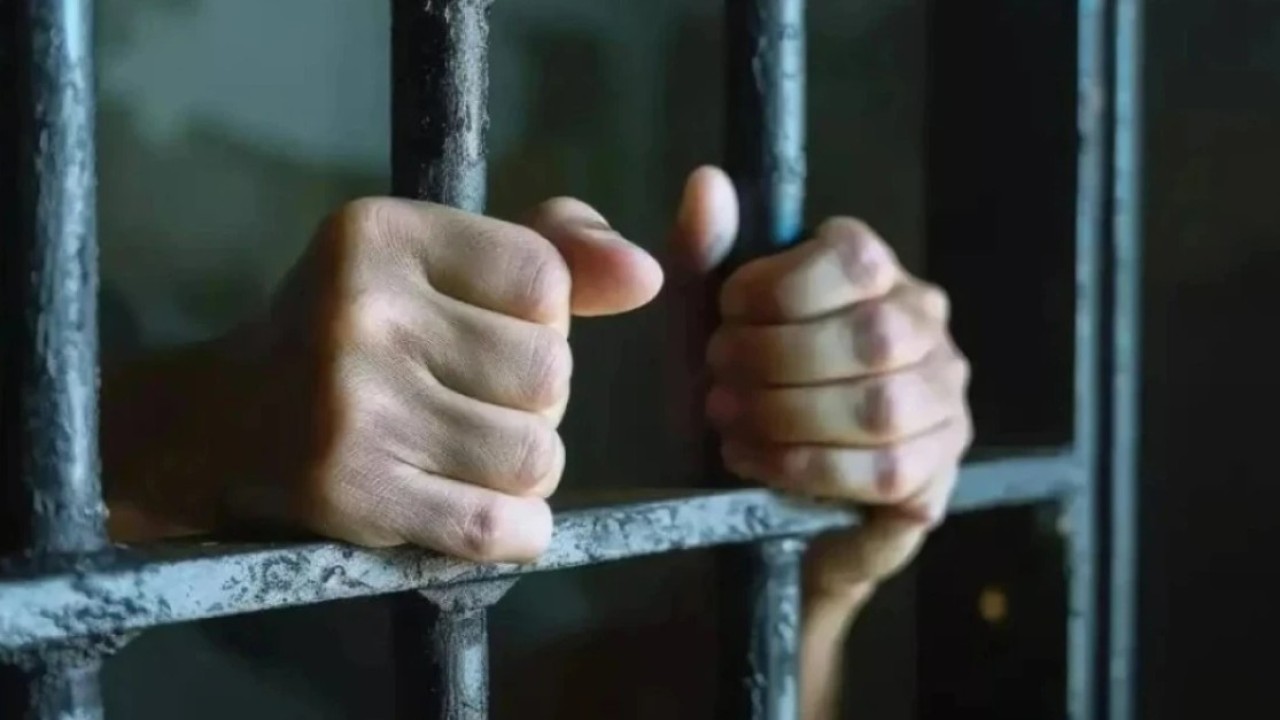Павлодарда балаларды ұрып-соққан балабақша қызметкері сотталды