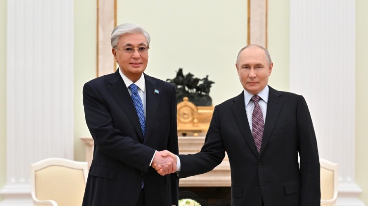 Қасым-Жомарт Тоқаев Владимир Путинмен кездесу өткізді
