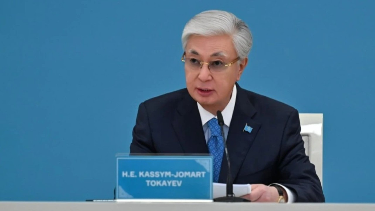 Президент: ЖИ мен озық технология дәуірінде рухани және мәдени құндылықты назардан тыс қалдырмау қажет