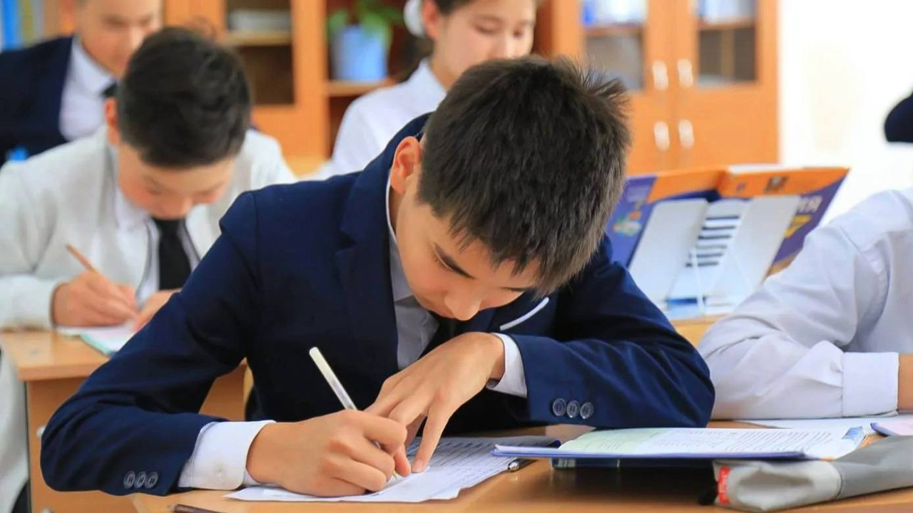 9-11-сынып оқушыларының емтихандары қай кезде өтетін белгілі болды