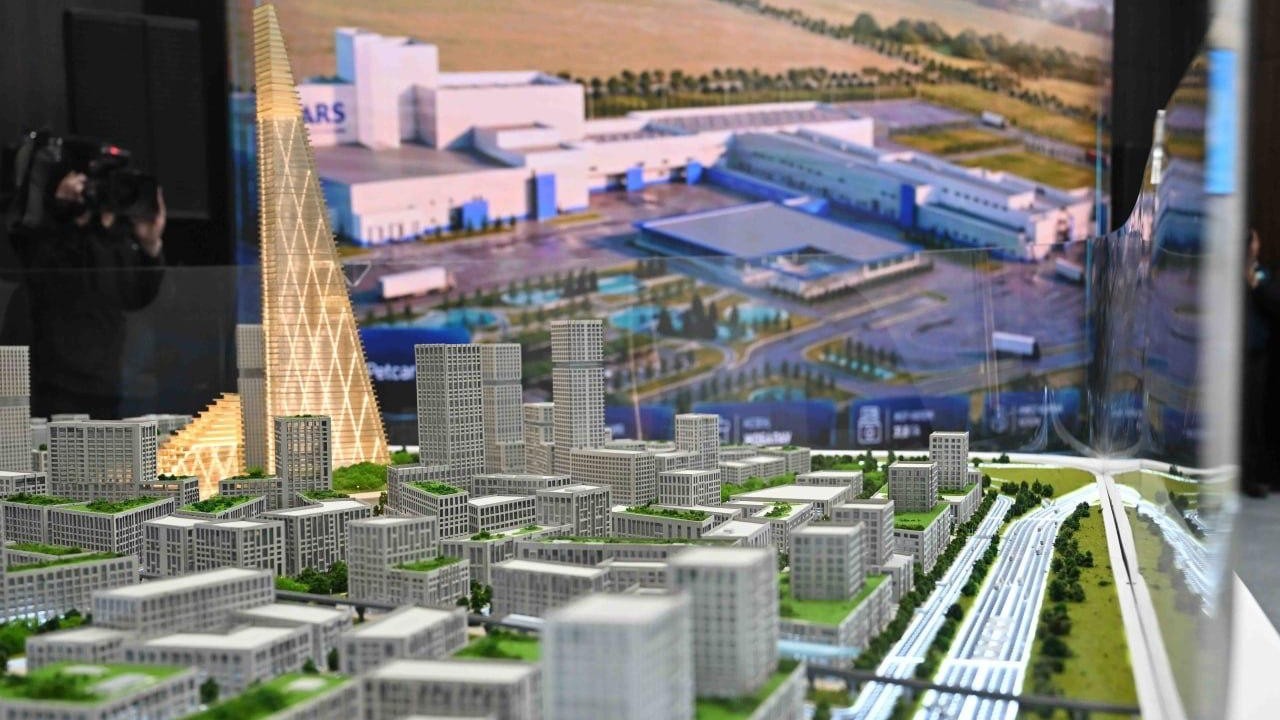 Тоқаев: Қазір еліміздің әлеуметтік саласында ауқымды жұмыс істеліп жатыр