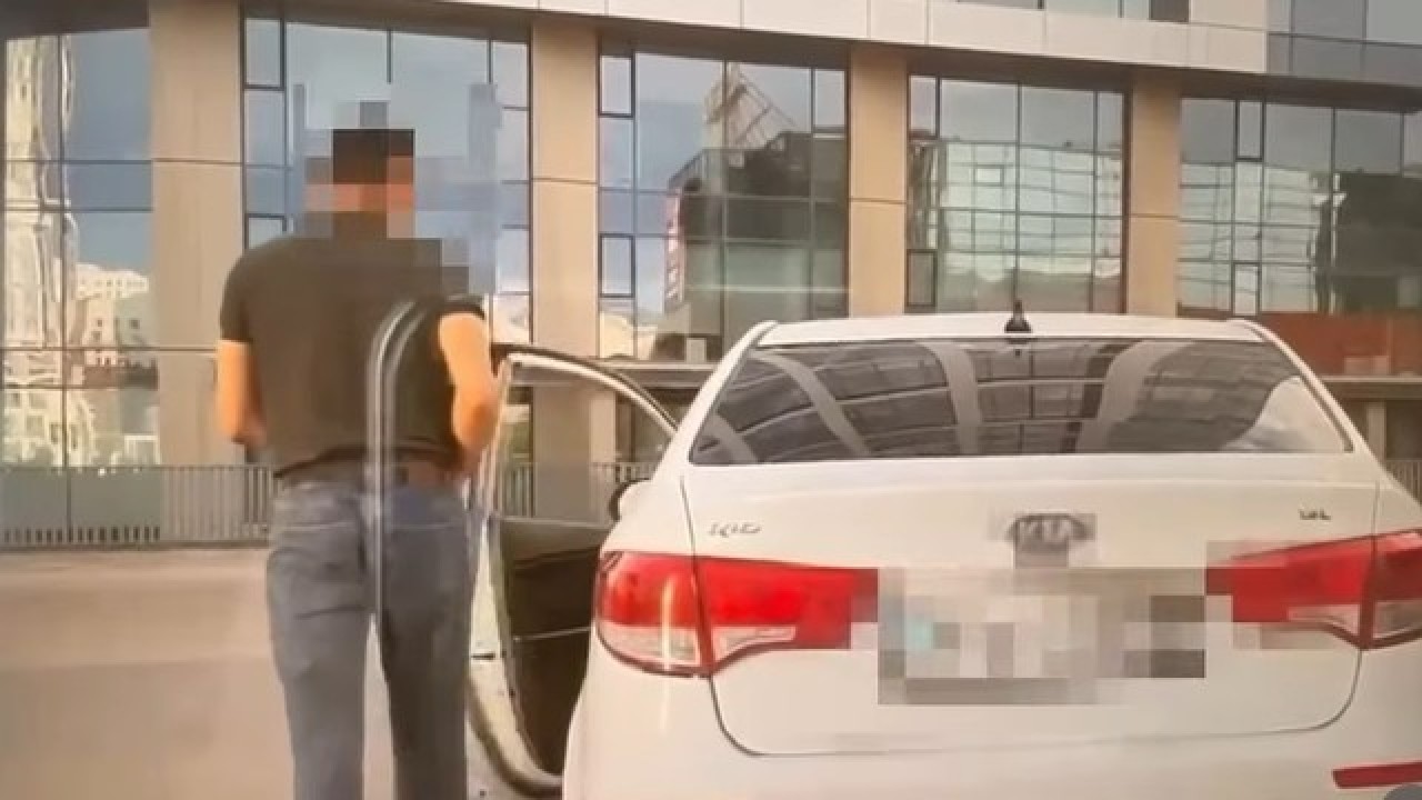 Астанада мас адамға көлік тізгінін берген жүргізуші жауапқа тартылды
