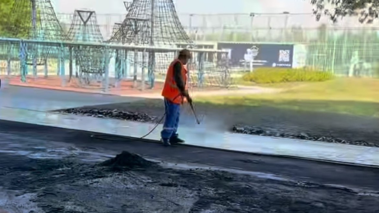 Жасөспірімдер елордада Триатлон паркіндегі нысанға қасақана өрт қойған