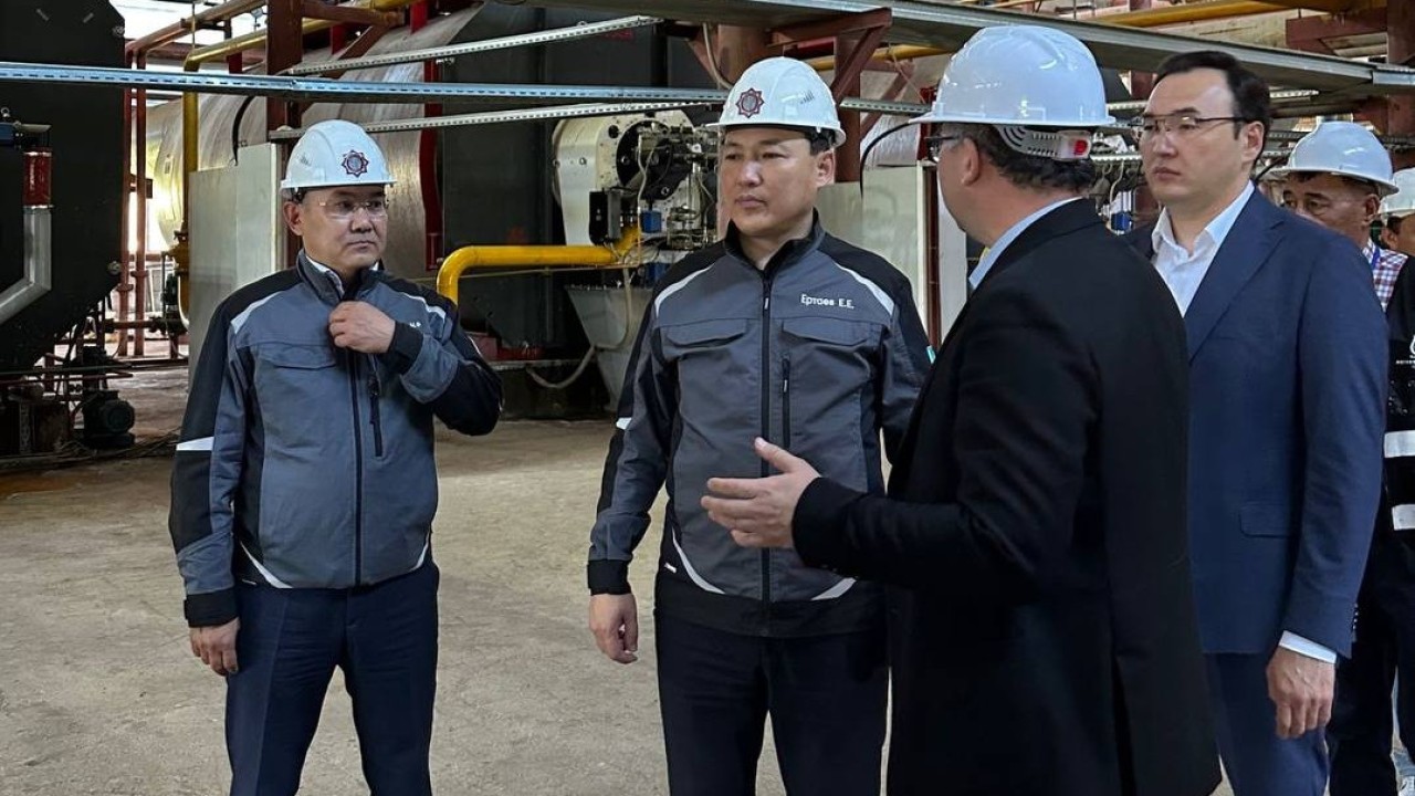 Ақтөбеде 17,6 шақырым жылу желісі жөнделеді