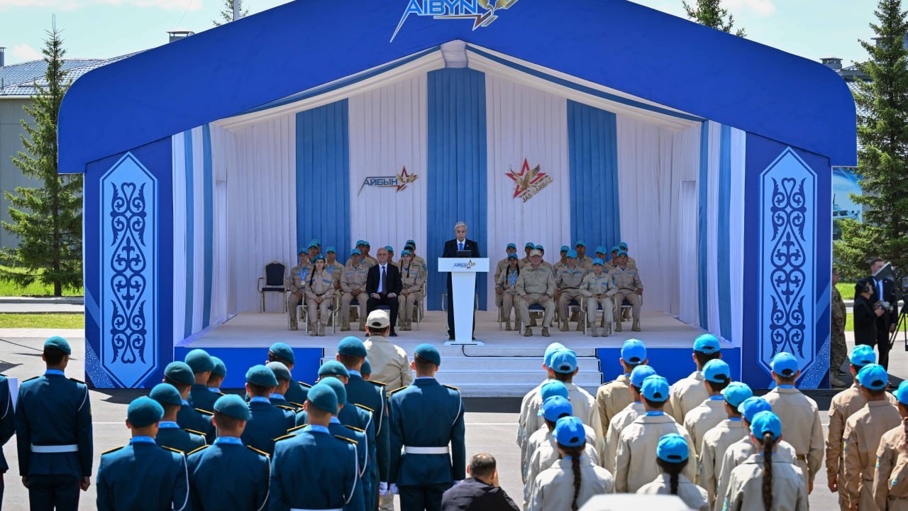 Тоқаев «Айбын-2026» халықаралық әскери-патриоттық жастар жиынына қатысты