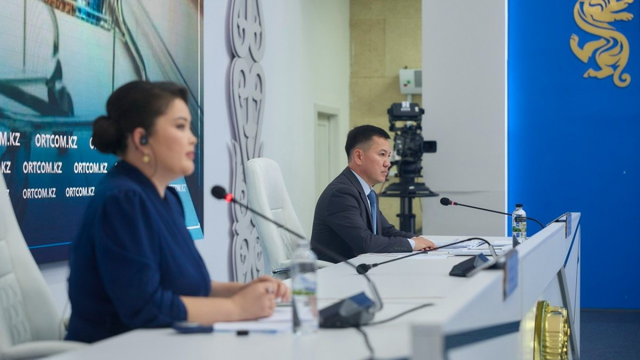 Сиыр еті, күнбағыс майы және жұмыртқаның нарықтағы бағасы белгіленді  - Ернұр Жәутікбаев