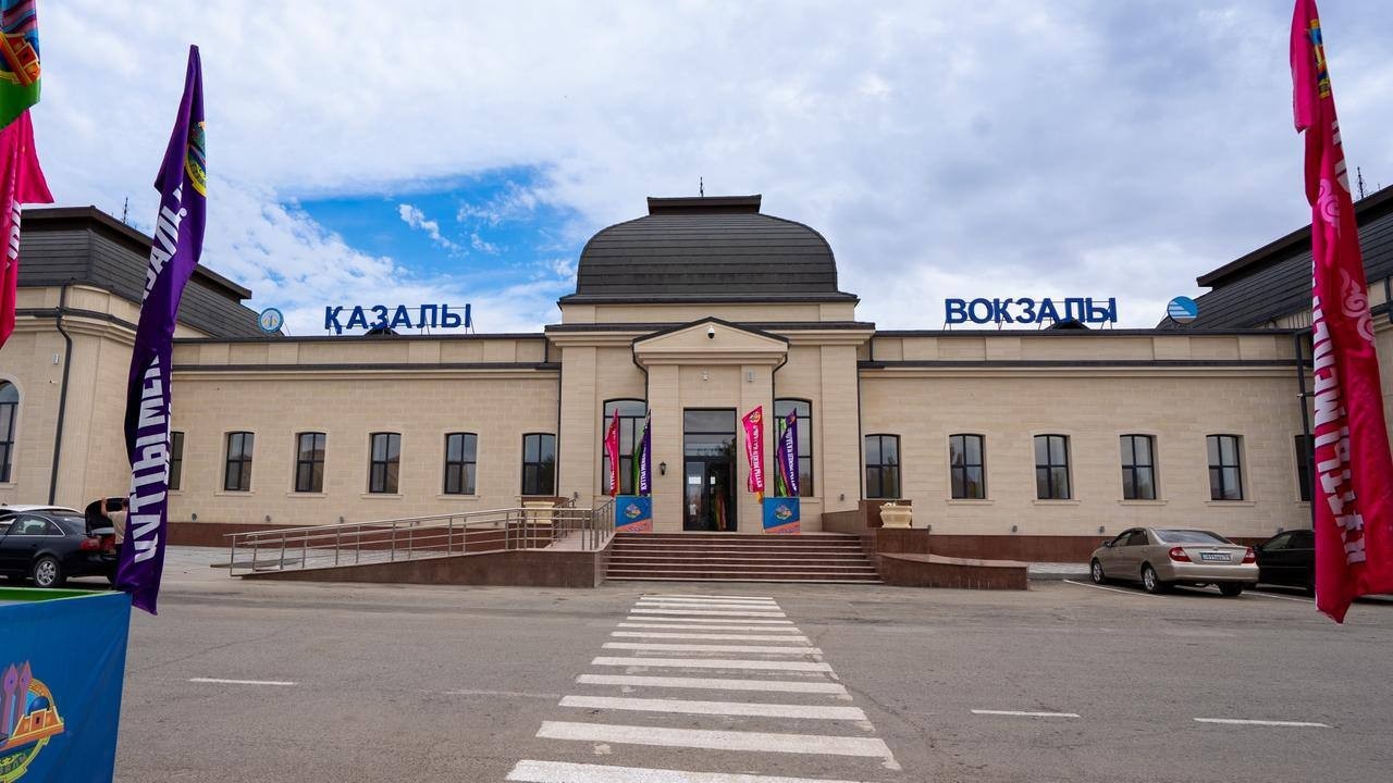Қазалы теміржол вокзалы жаңартудан кейін қайта ашылды